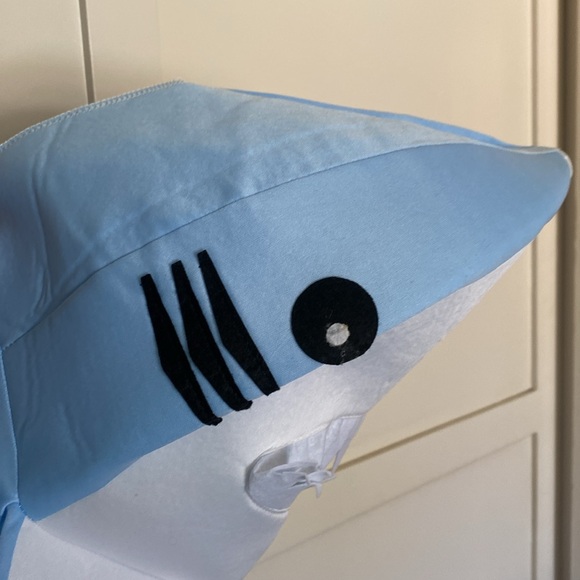 SHARK BLUE AND WHITE KIDS COSTUME SIZE 3-4 🌟NWOT🌟 - Picture 10 of 16